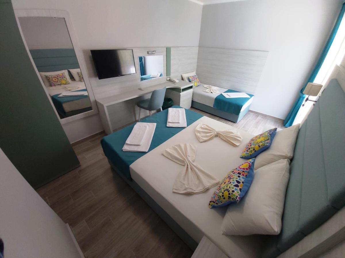 Pearl Beach & Hotel 4*