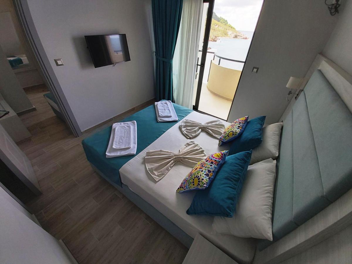 Pearl Beach & Hotel 4*