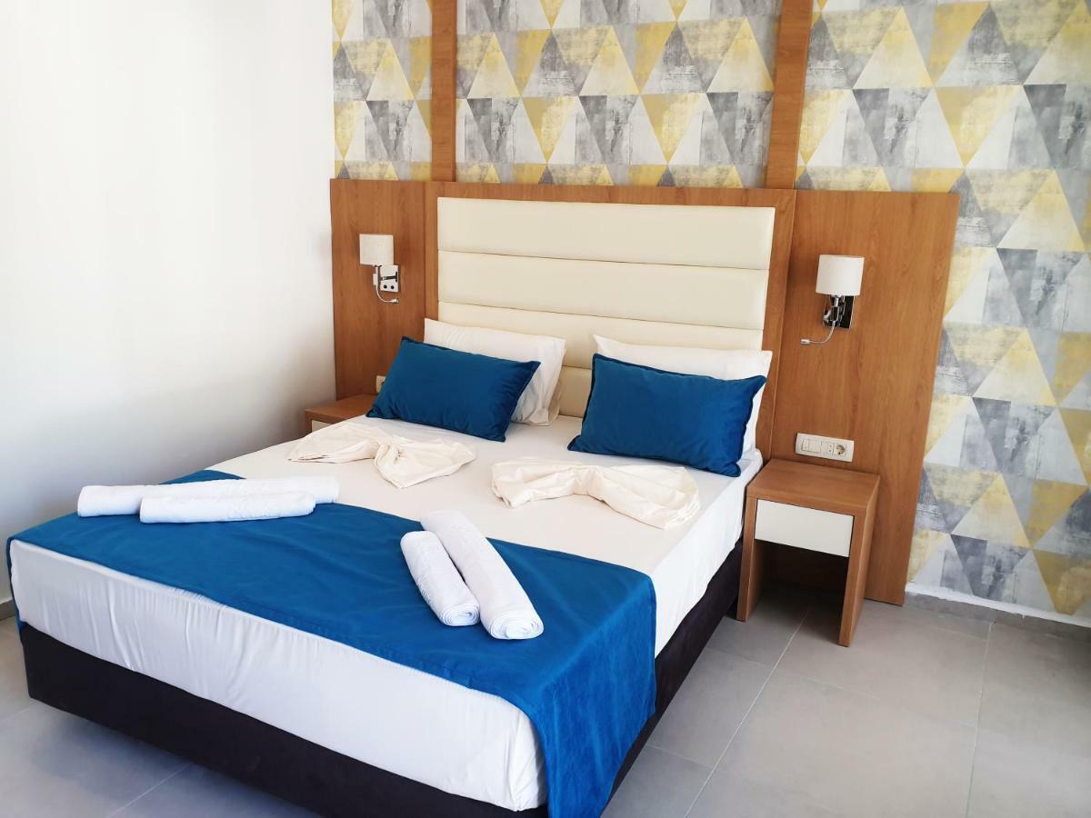Hotel Pearl Beach & 4*
