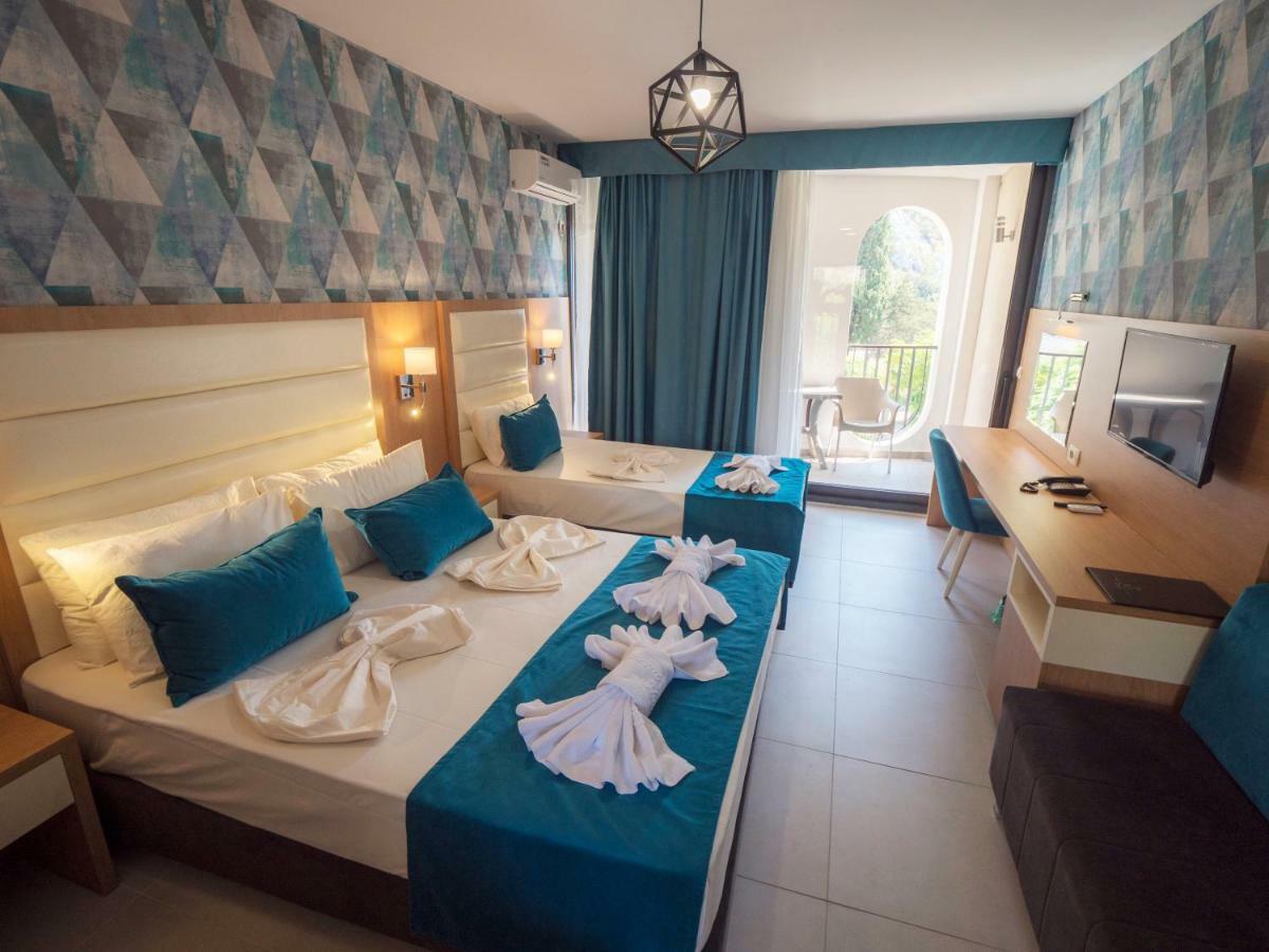 Pearl Beach & Hotel
